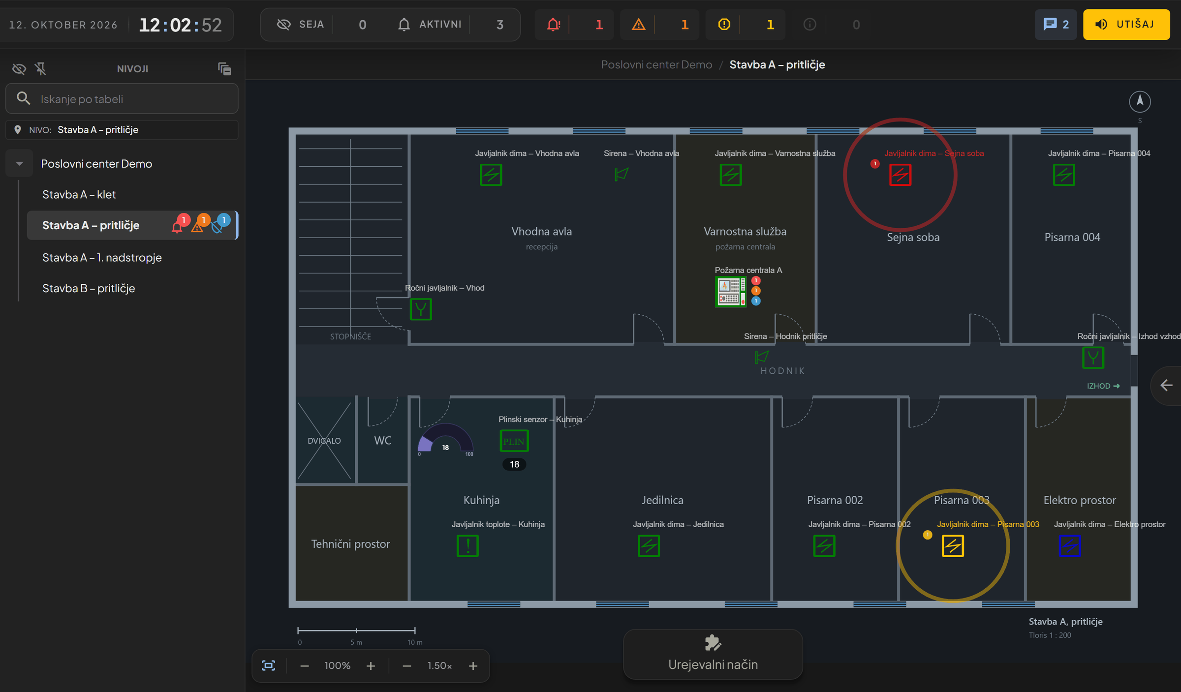 The operator's screen during an alarm: the meeting room in red, a trouble in office 003.